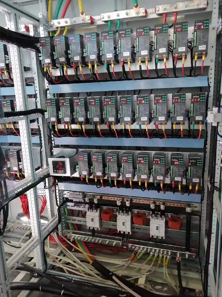 电力调解器的应用领域有哪些？？？？它们是怎样影响现代社会和工业的？？？？