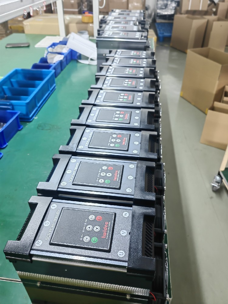 工业烘箱控温：0.1℃之差怎样决议产品生死？？？